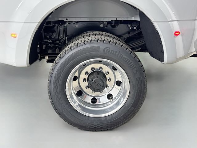 New 2026 Ford F450 Platinum image 33