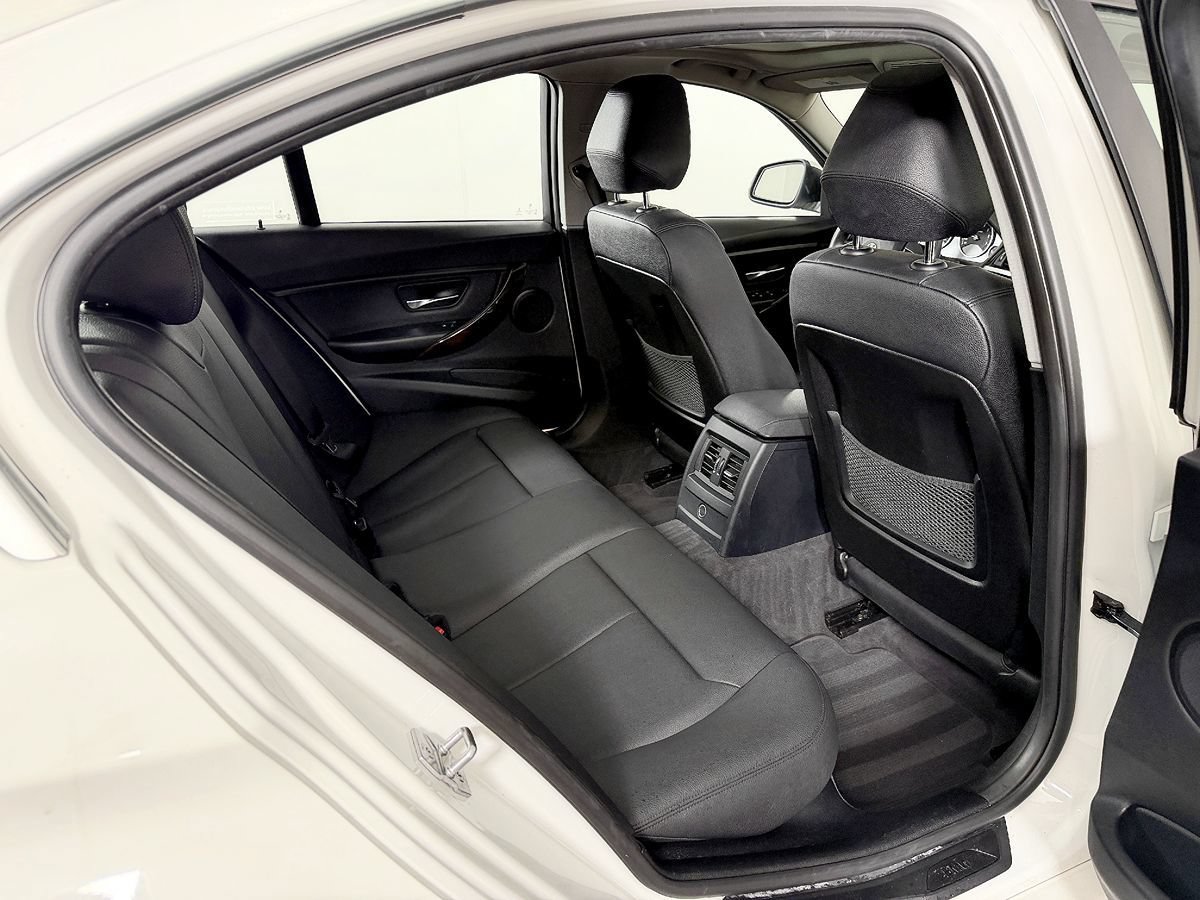 Used 2015 BMW 328i Sedan RWD image 41