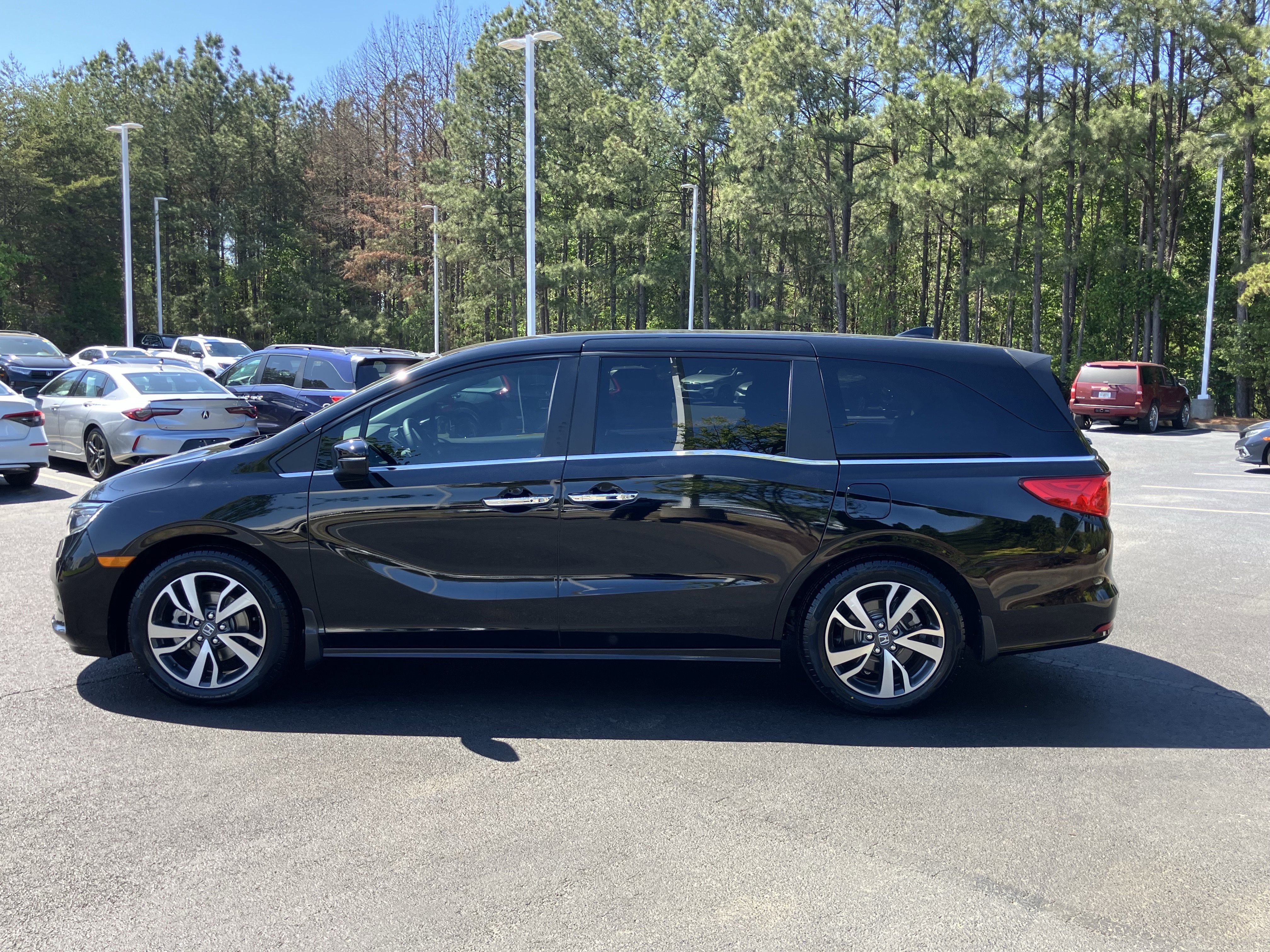Used 2024 Honda Odyssey Touring image 7