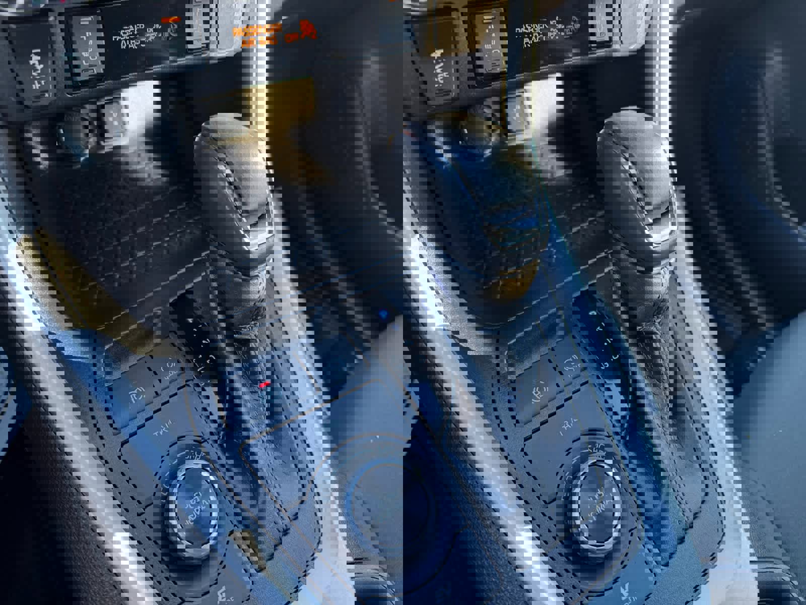 Used 2022 Toyota RAV4 SE image 8