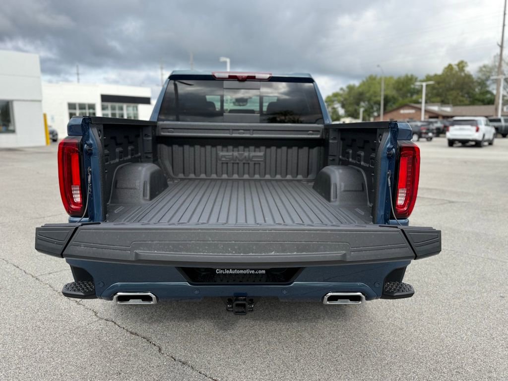 New 2026 GMC Sierra 1500 Denali w/ Technology Package image 3