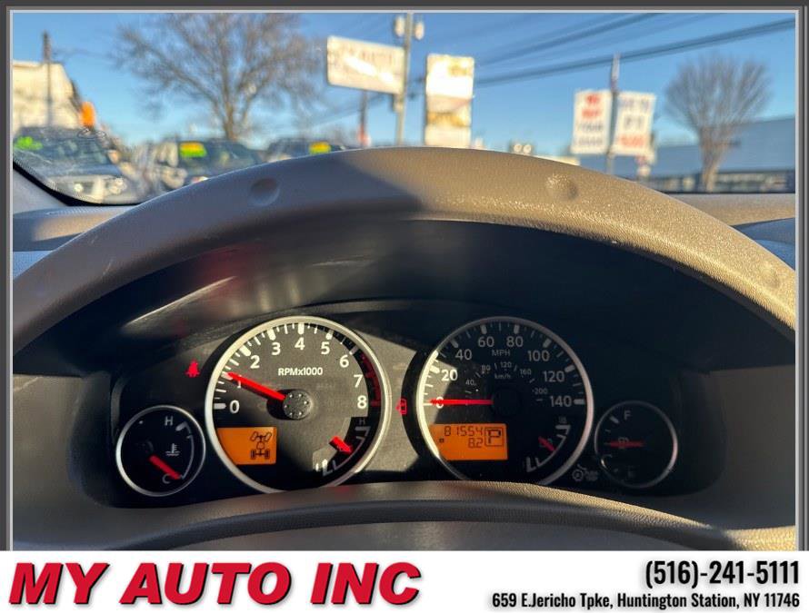 Used 2012 Nissan Pathfinder LE AWD/4WD image 19