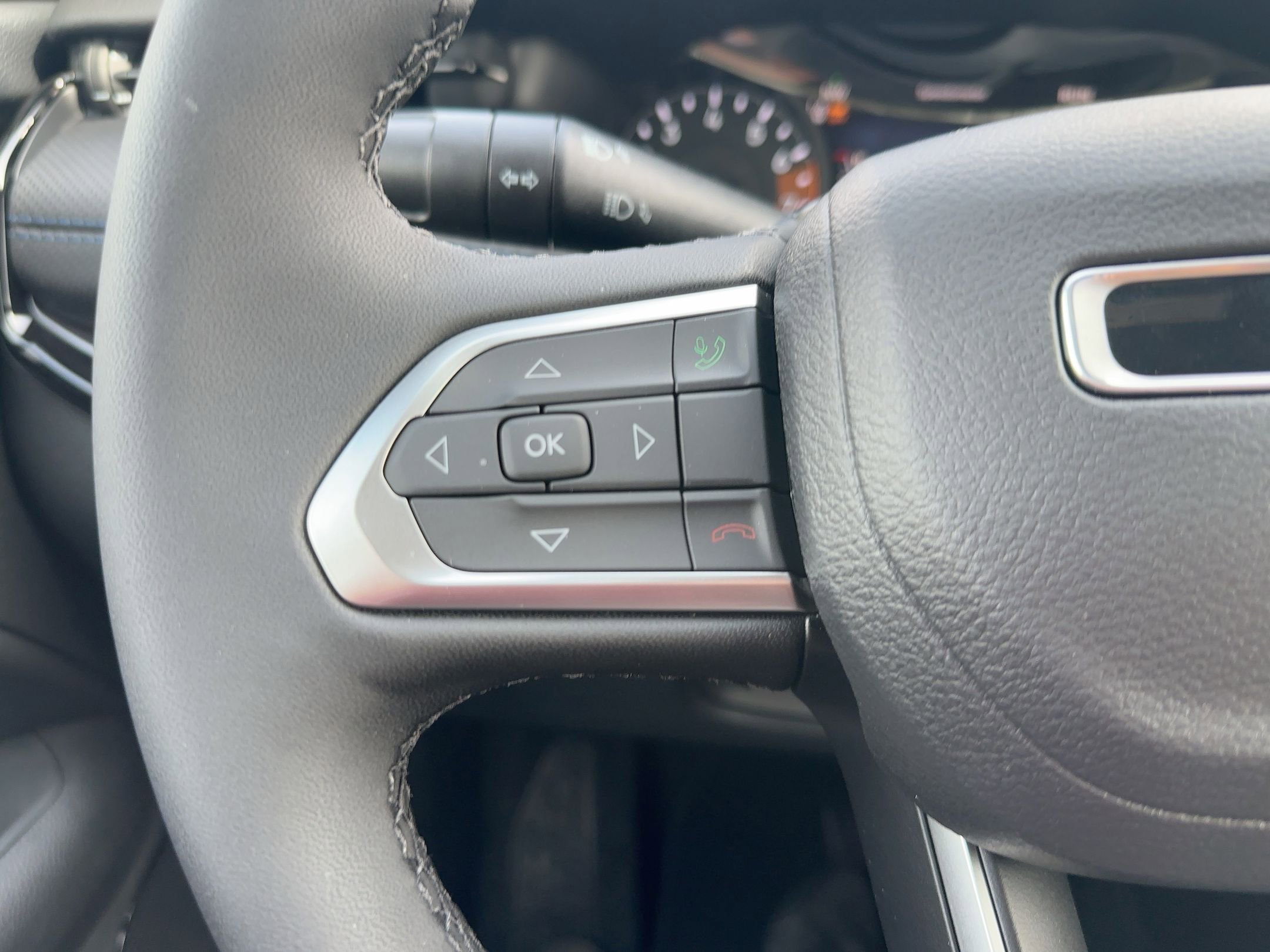 New 2026 Jeep Compass Latitude AWD/4WD image 15