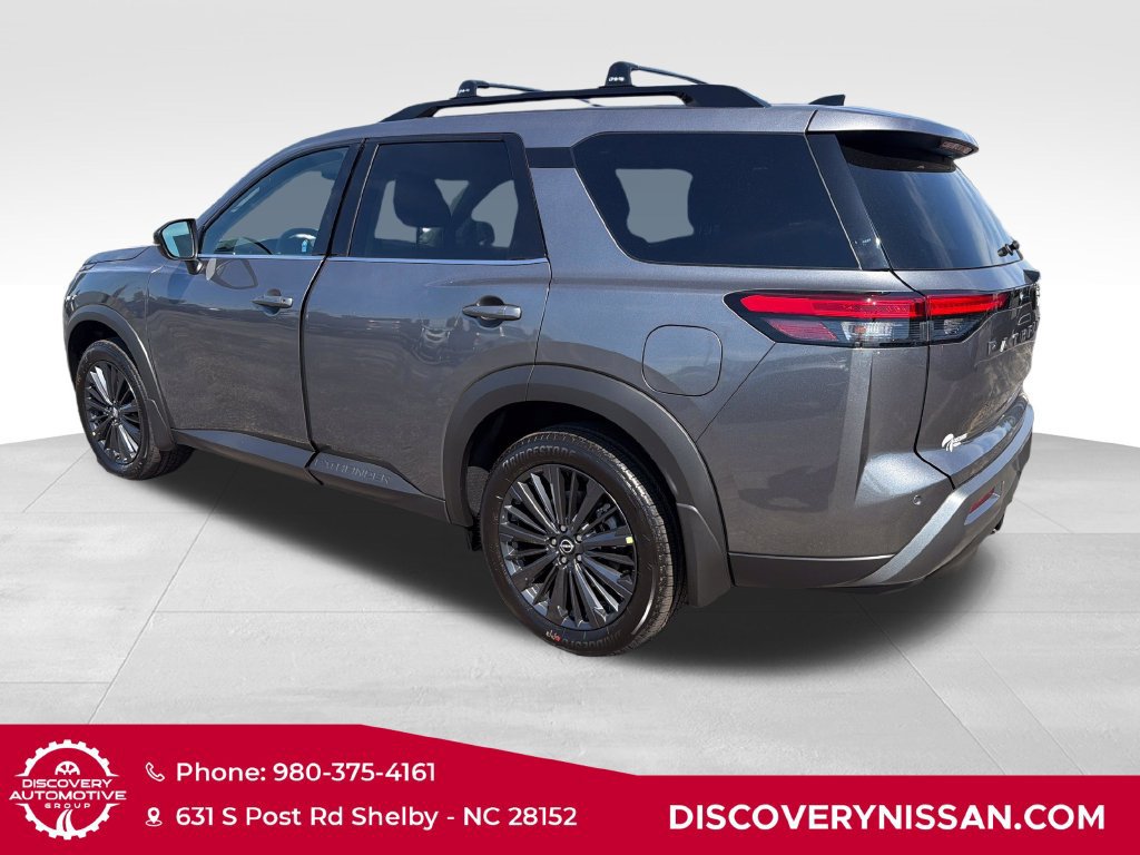 New 2026 Nissan Pathfinder SL FWD image 8