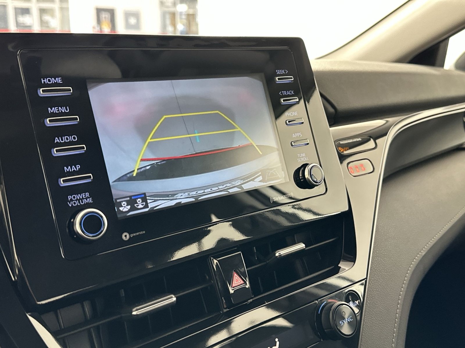 Used 2024 Toyota Camry LE FWD image 18