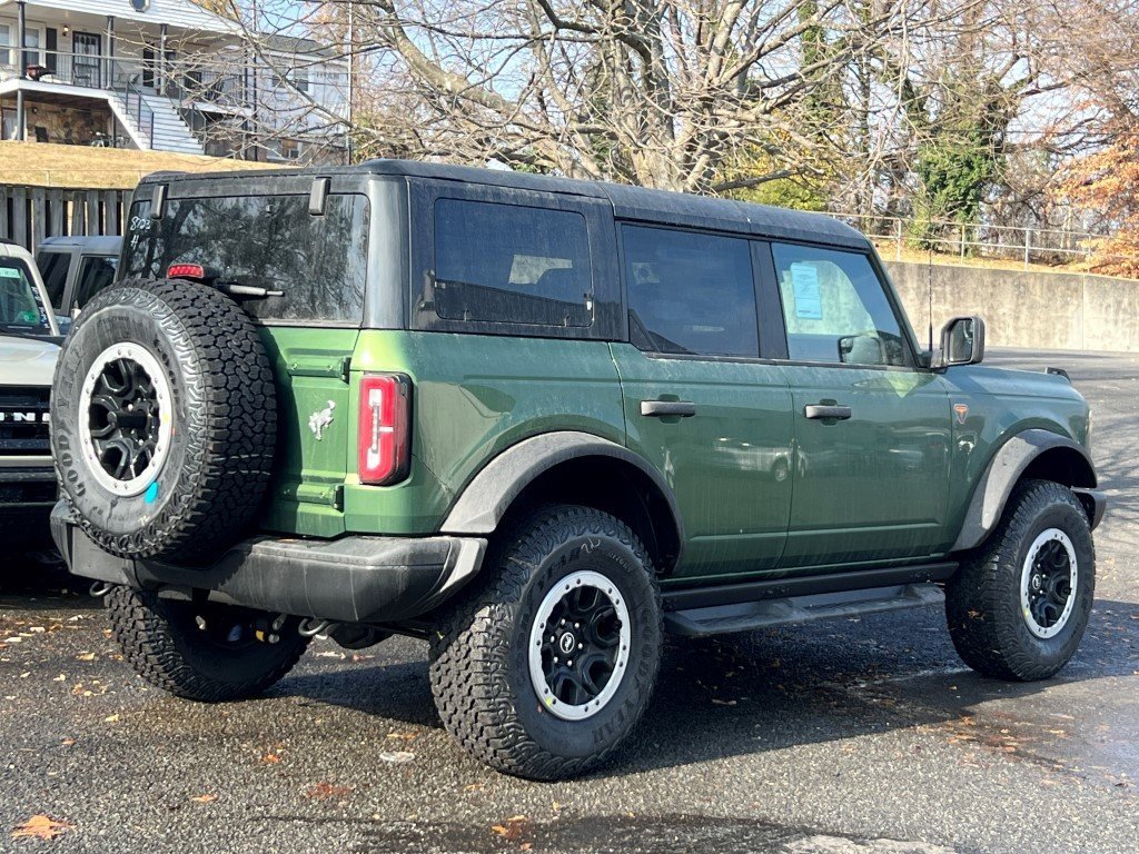 New 2025 Ford Bronco Badlands w/ Sasquatch Package image 3