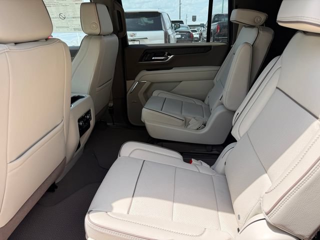 New 2026 GMC Yukon XL Denali RWD image 10