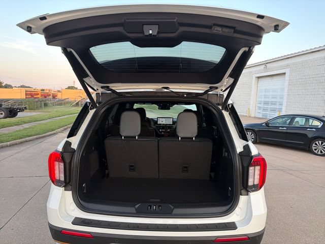 New 2027 Ford Explorer Tremor AWD/4WD image 6