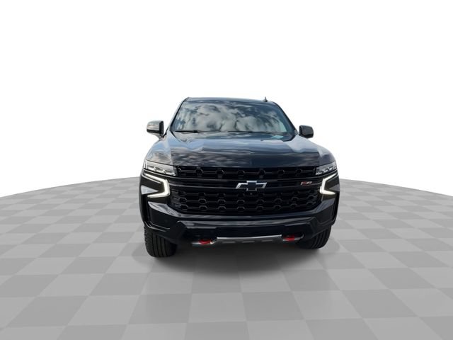 Certified 2023 Chevrolet Tahoe Z71 w/ Luxury Package AWD/4WD image 4