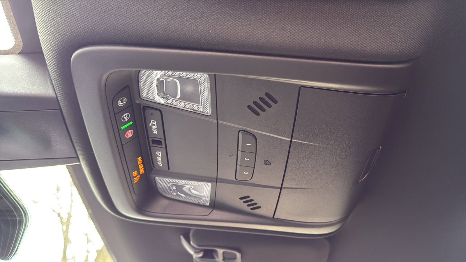 New 2025 Cadillac XT5 Luxury image 27