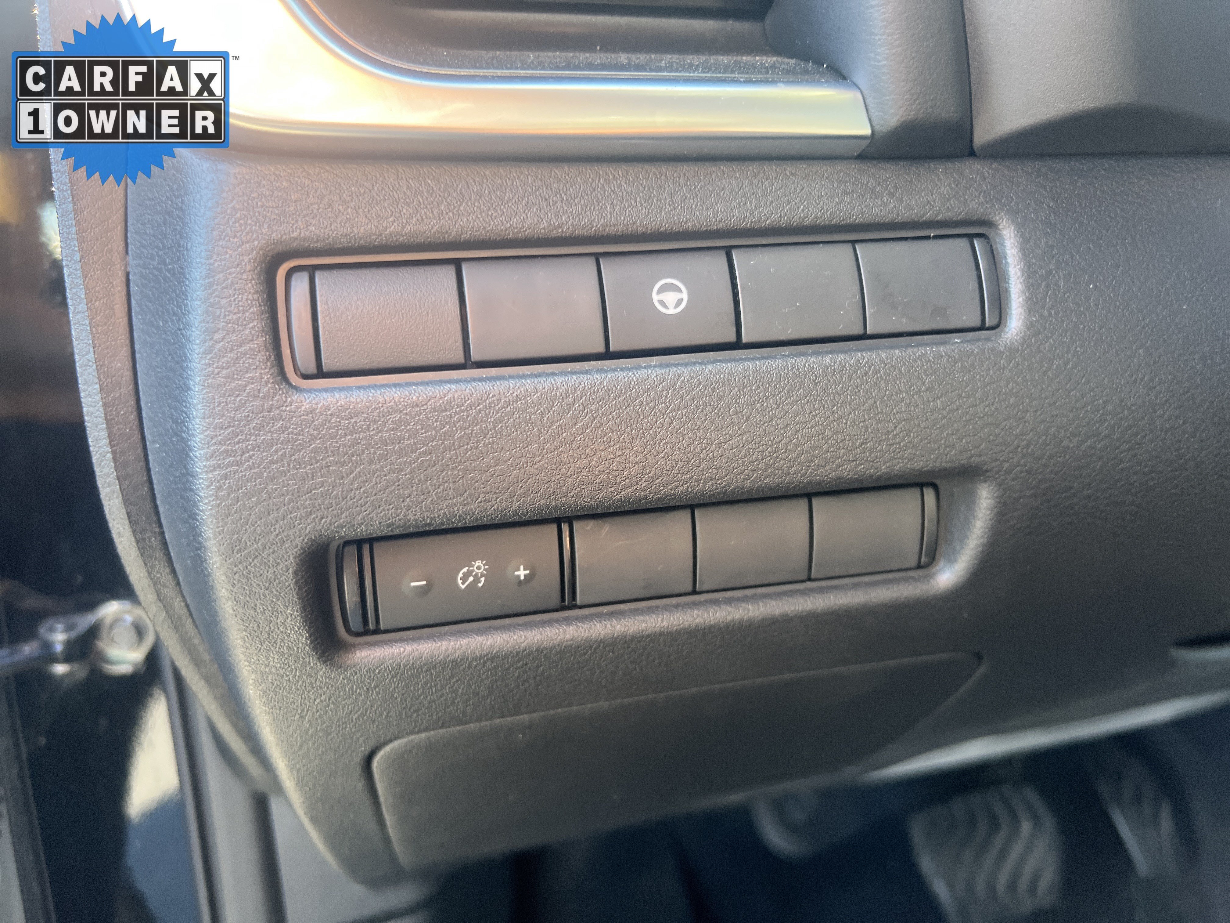 Used 2022 Nissan Rogue SV FWD image 17