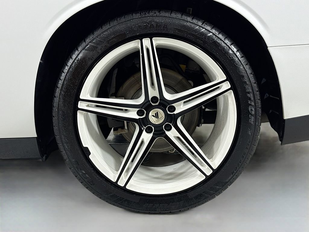 Used 2019 Dodge Challenger R/T w/ Driver Convenience Group image 10