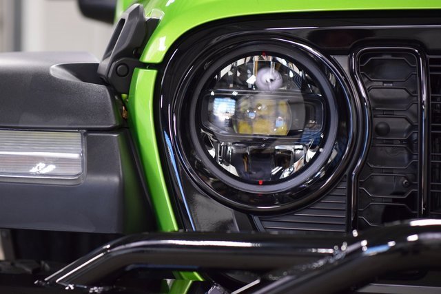 Used 2025 Jeep Wrangler Sport image 10