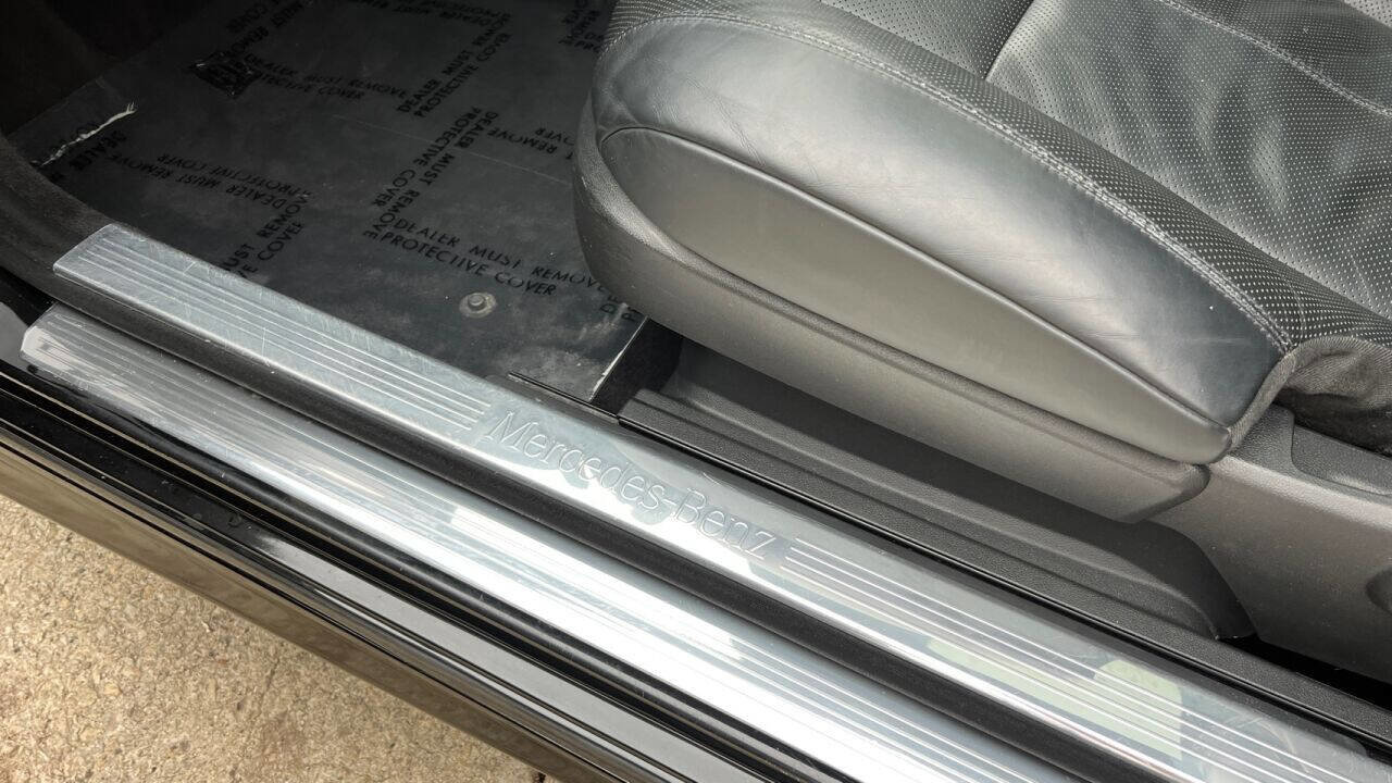 Used 2010 Mercedes-Benz CL 550 CL 550 4MATIC AWD 2dr Coupe image 38