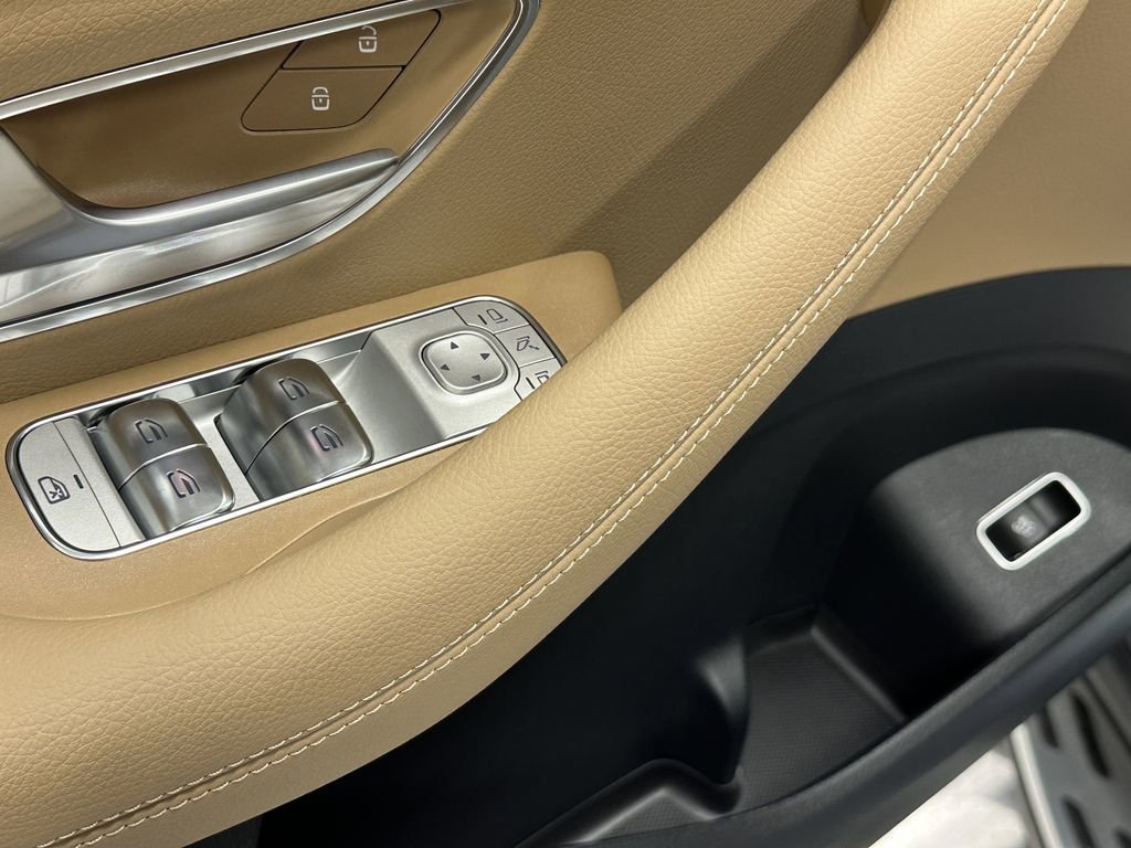 New 2026 Mercedes-Benz GLS 450 4MATIC image 11