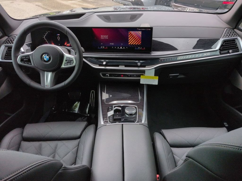 New 2026 BMW X5 xDrive40i w/ M Sport Package AWD/4WD image 15