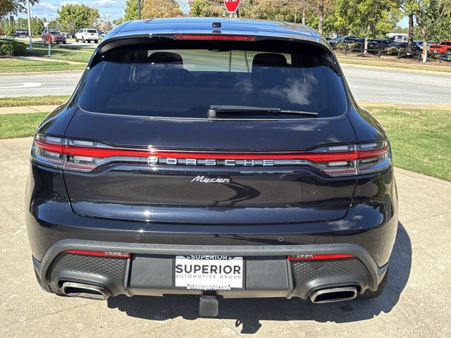 Used 2025 Porsche Macan AWD/4WD image 5