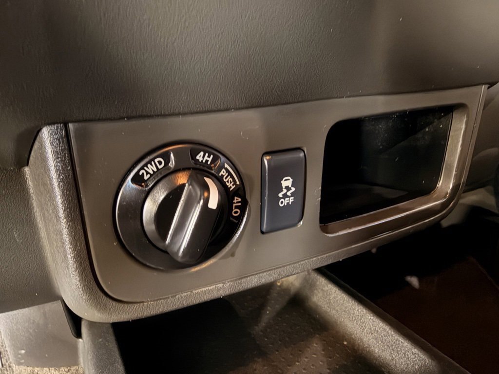 Used 2012 Nissan Xterra S w/ Value Package image 28