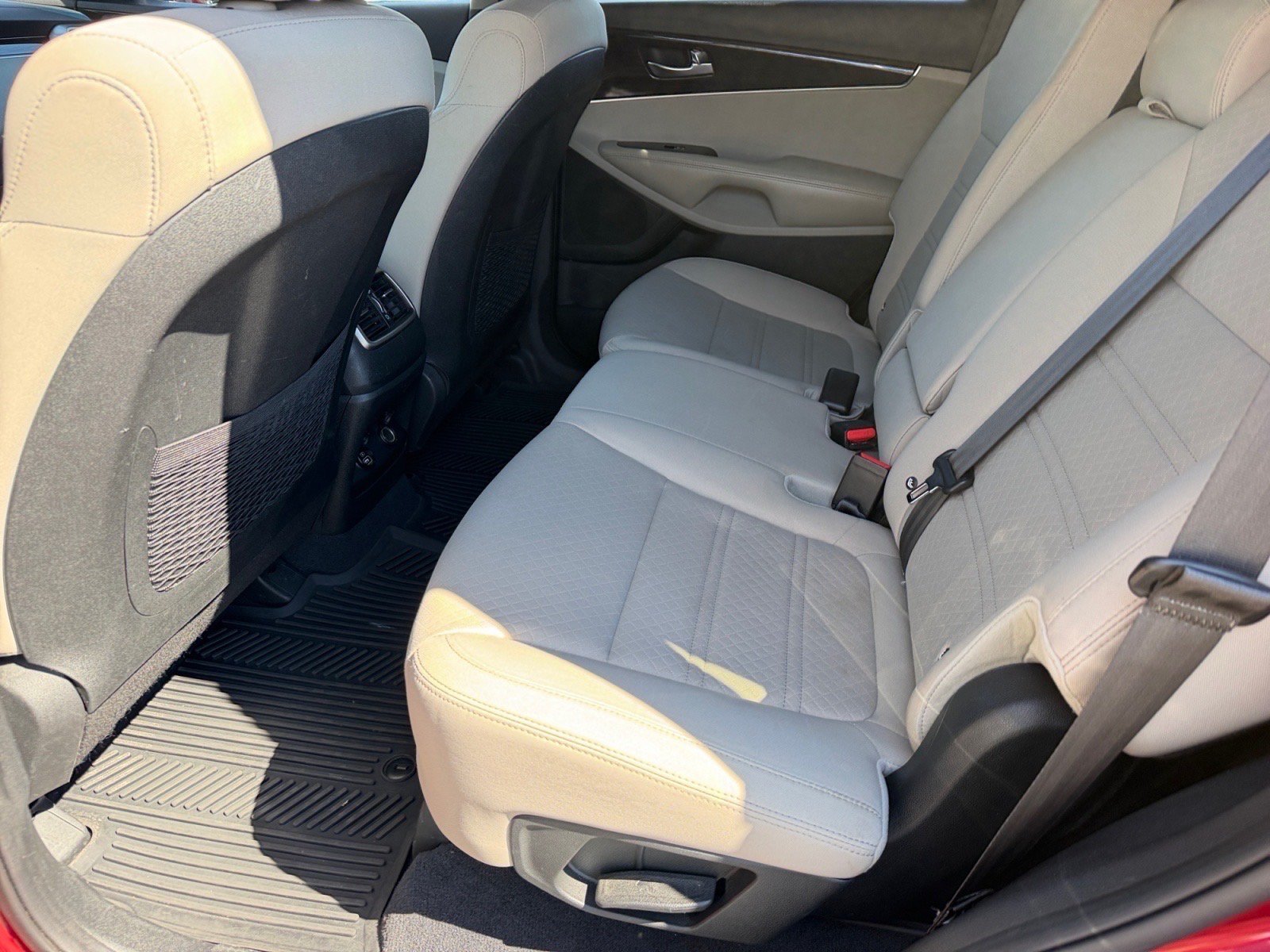 Used 2020 Kia Sorento LX w/ LX I4 Convenience Package FWD image 14