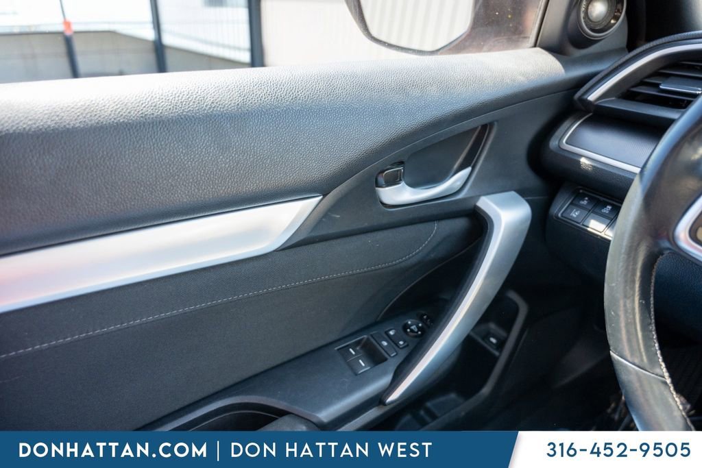 Used 2019 Honda Civic EX image 18