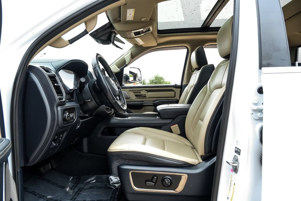 Used 2021 RAM 1500 Limited AWD/4WD image 3