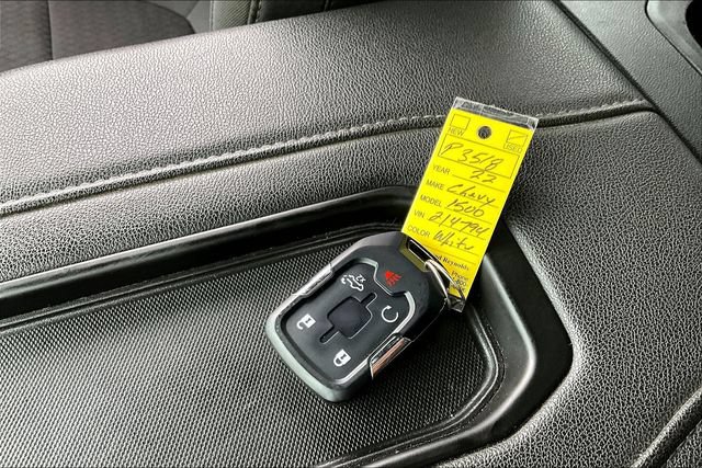 Used 2022 Chevrolet Silverado 1500 LT Trail Boss w/ Convenience Package II AWD/4WD image 36