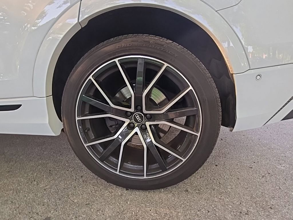 Used 2021 Audi SQ8 Prestige AWD/4WD image 10