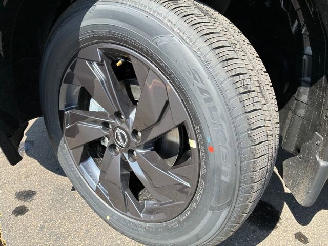 New 2026 Nissan Rogue SV FWD image 10