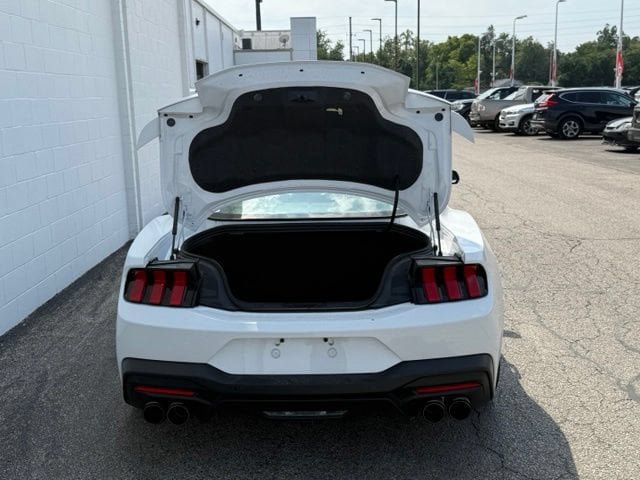 Used 2024 Ford Mustang GT Premium RWD image 11