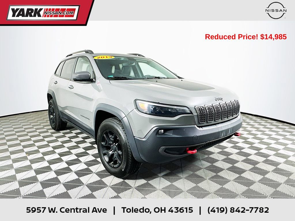 Used 2019 Jeep Cherokee Trailhawk w/ Cold Weather Group
