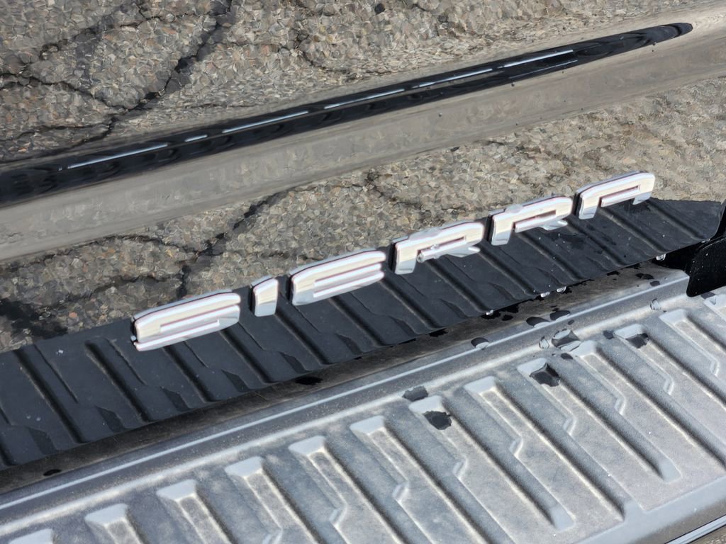 New 2025 GMC Sierra 1500 Denali Ultimate image 16