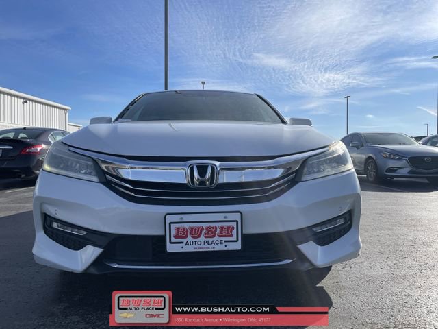 Used 2017 Honda Accord Touring image 31