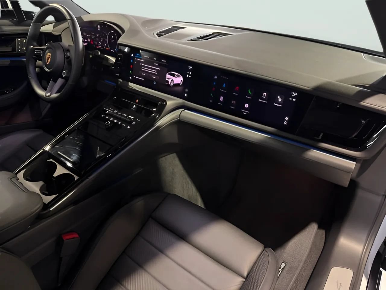 Used 2024 Porsche Panamera image 45