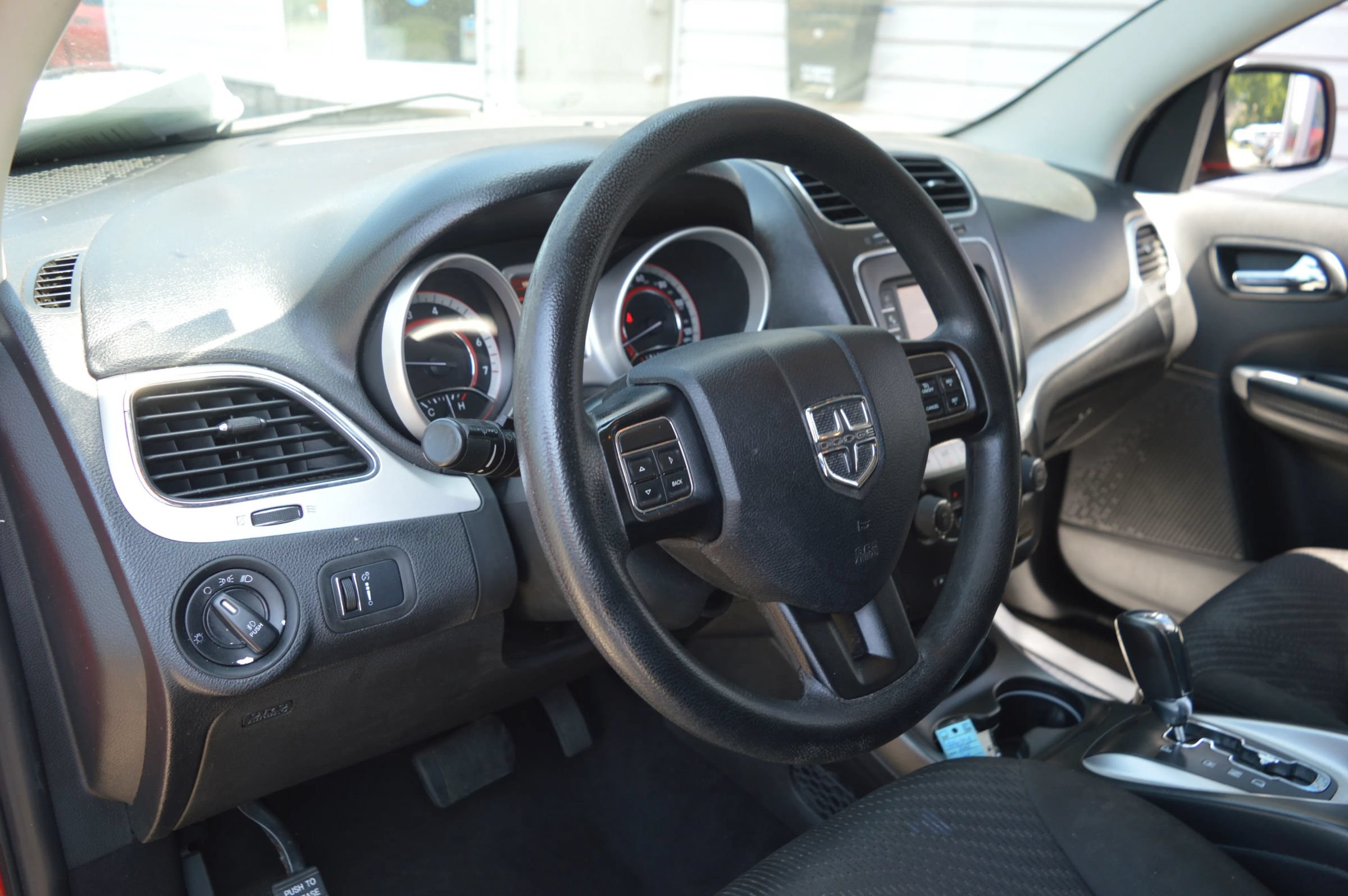 Used 2016 Dodge Journey SXT FWD image 31