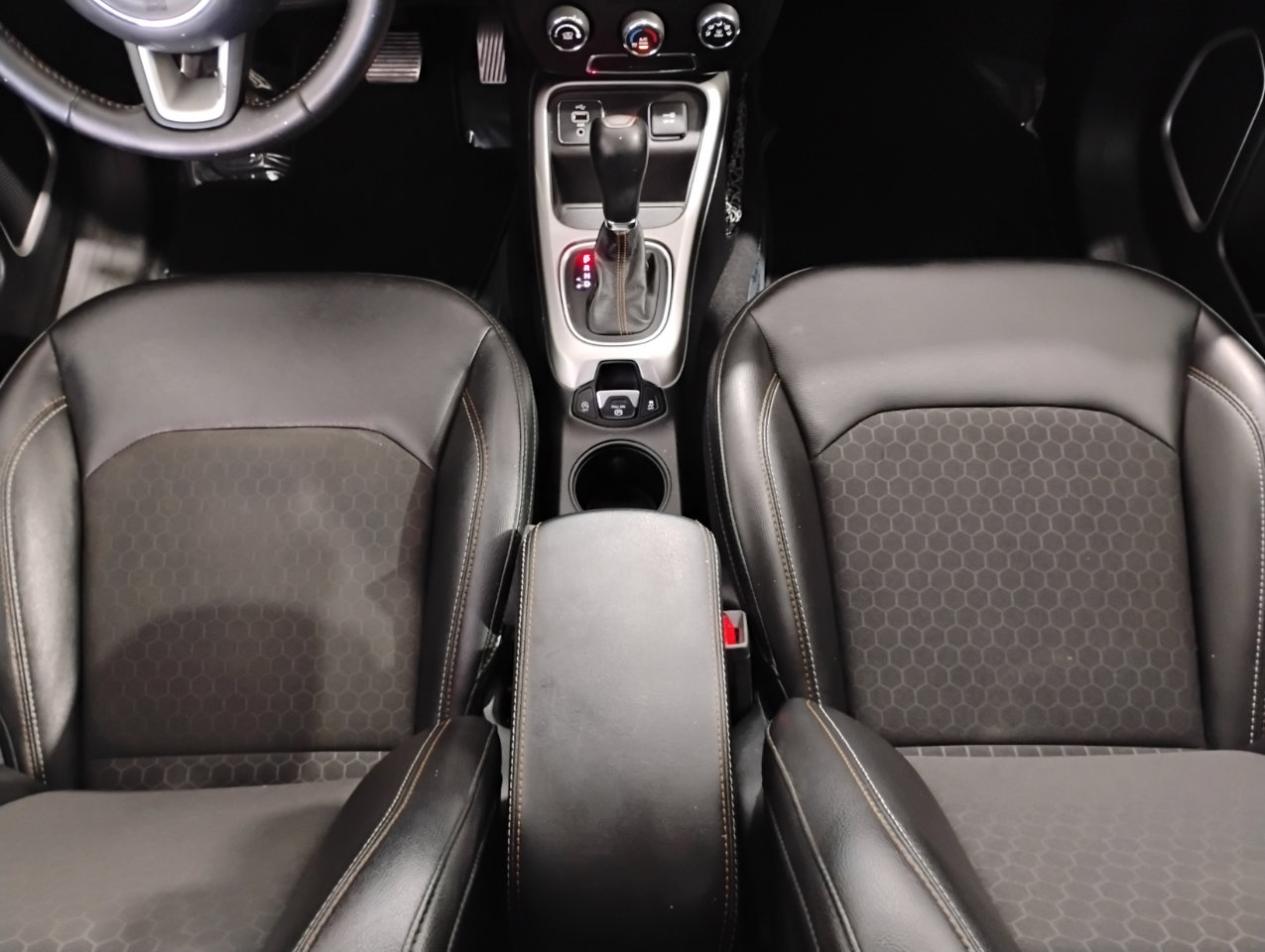 Used 2018 Jeep Compass Latitude image 79