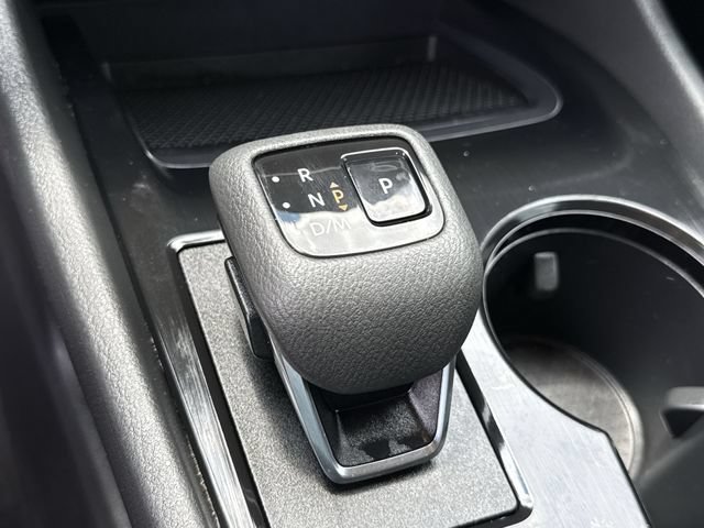 Used 2024 Nissan Rogue SV FWD image 22