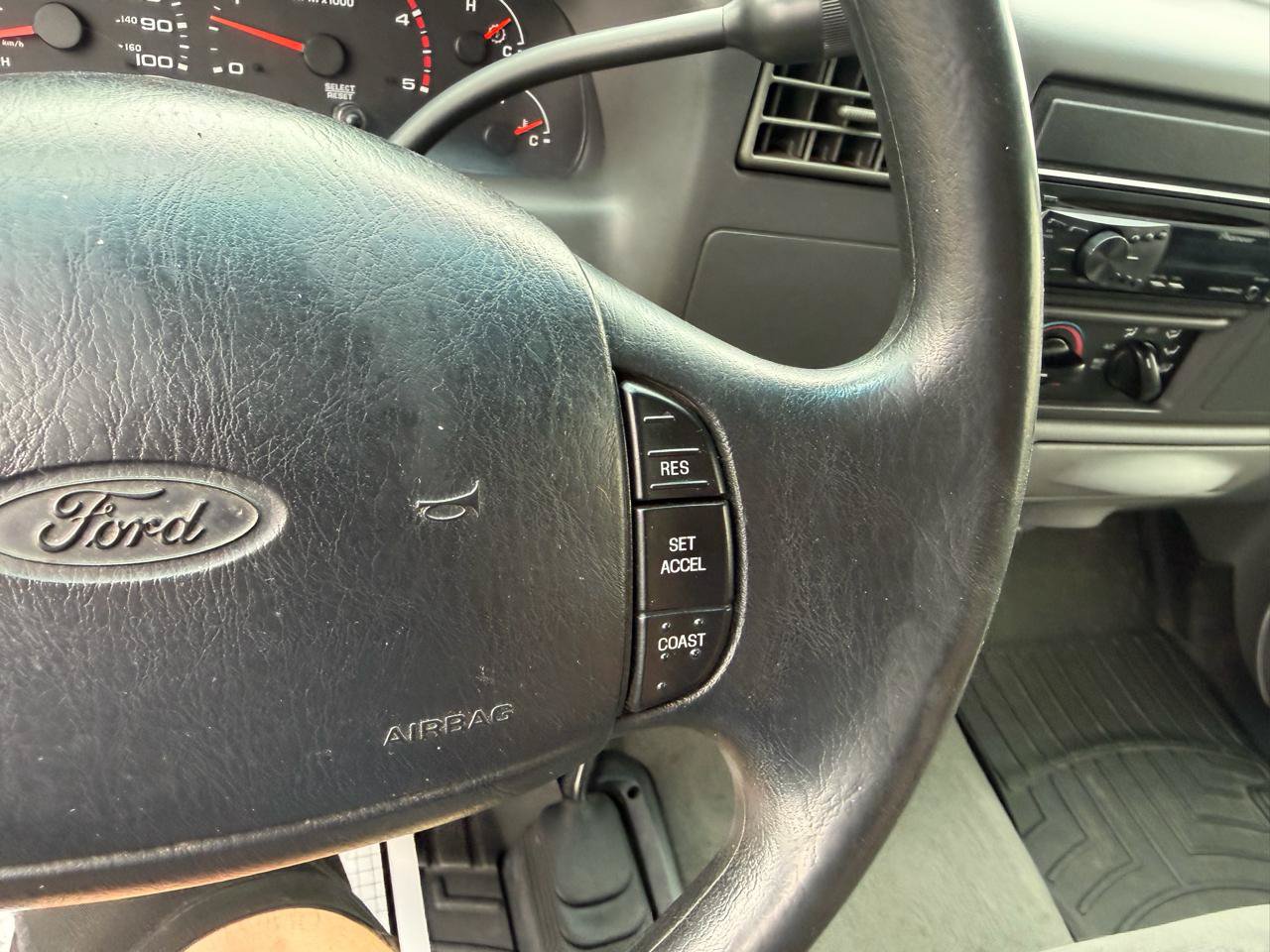 Used 2002 Ford F350 XLT AWD/4WD image 27