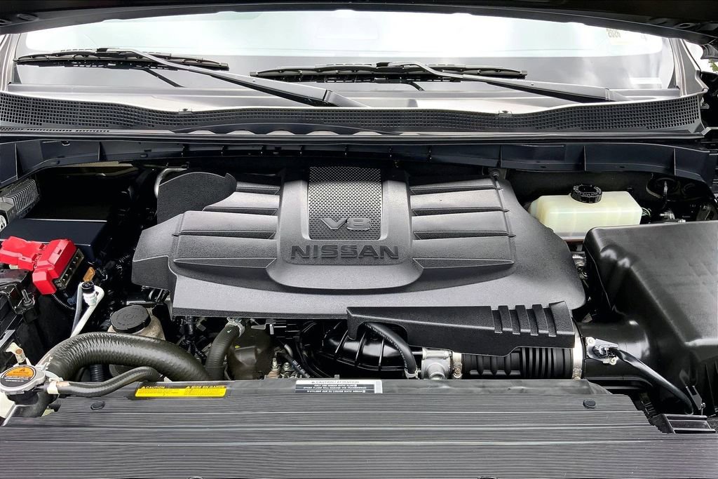Used 2022 Nissan Titan SV w/ SV Convenience Package image 20
