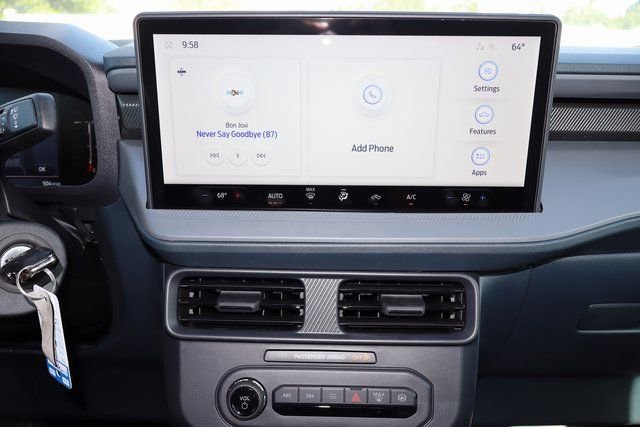 New 2025 Ford Maverick XL image 6