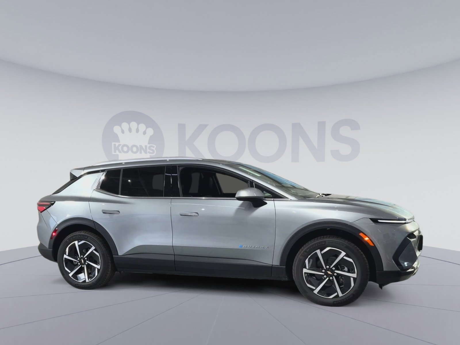 New 2026 Chevrolet Equinox EV LT image 2