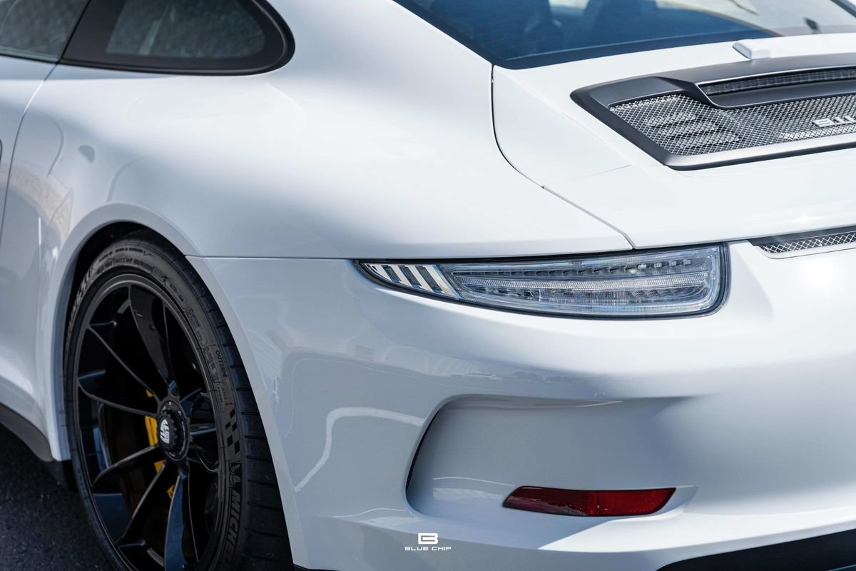 Used 2016 Porsche 911 R RWD image 40