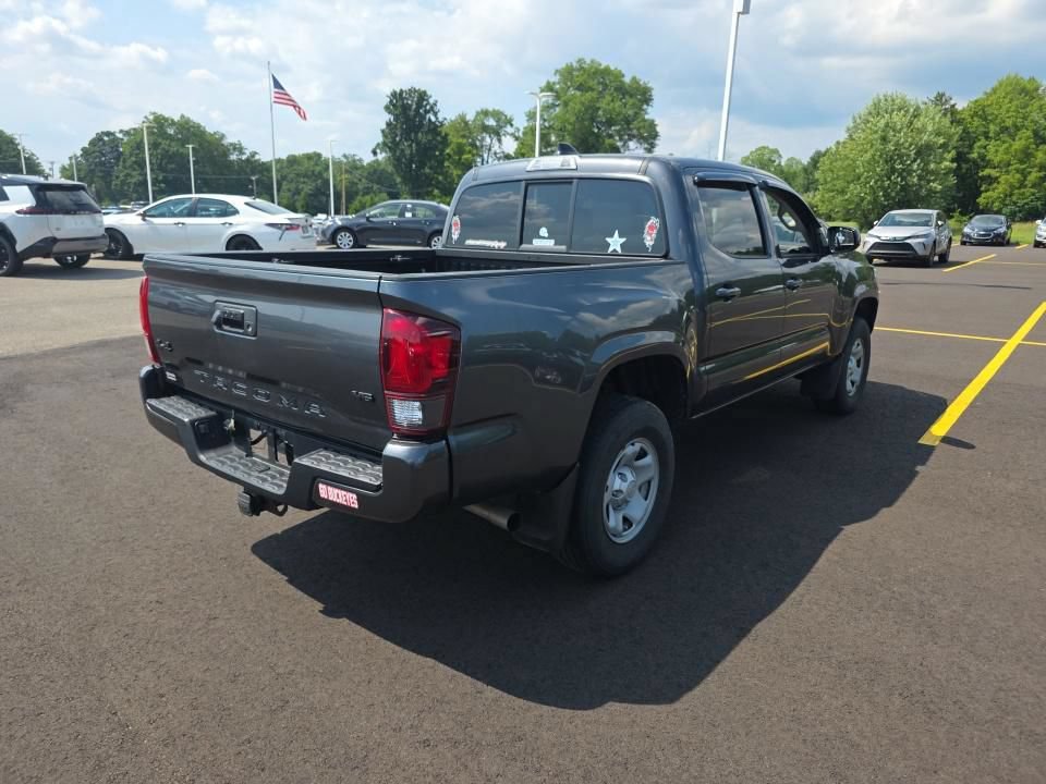 Used 2023 Toyota Tacoma SR AWD/4WD image 7