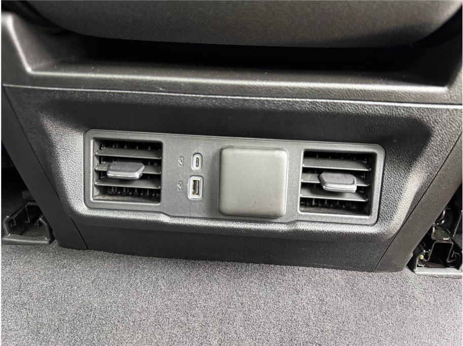 Used 2023 Chevrolet Silverado 1500 LT AWD/4WD image 35