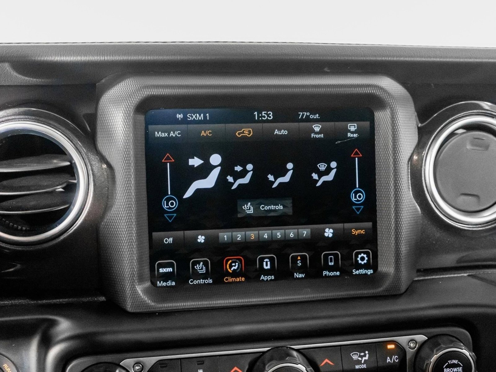 Used 2021 Jeep Wrangler Unlimited Sahara AWD/4WD image 41