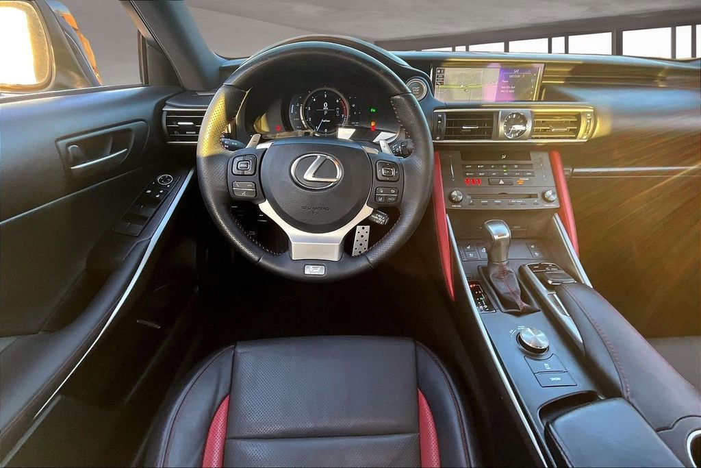 Used 2019 Lexus IS 300 image 8