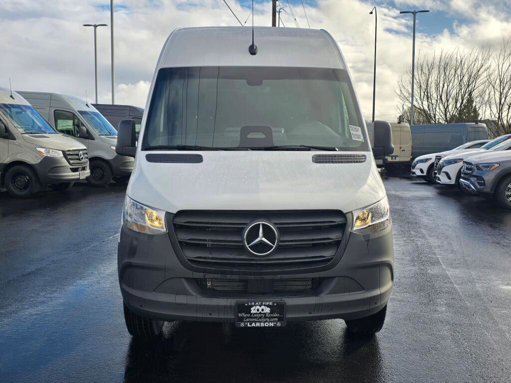 New 2025 Mercedes-Benz Sprinter 2500 image 9