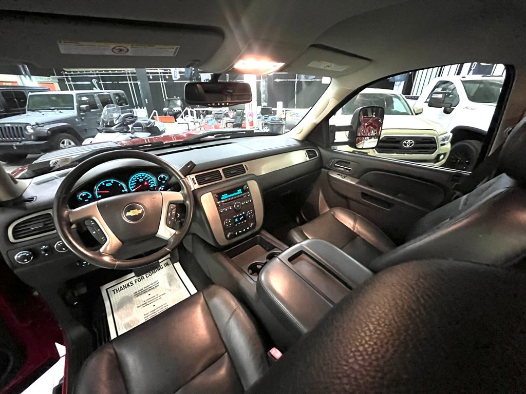 Used 2013 Chevrolet Silverado 3500 LTZ w/ LTZ Plus Package image 36