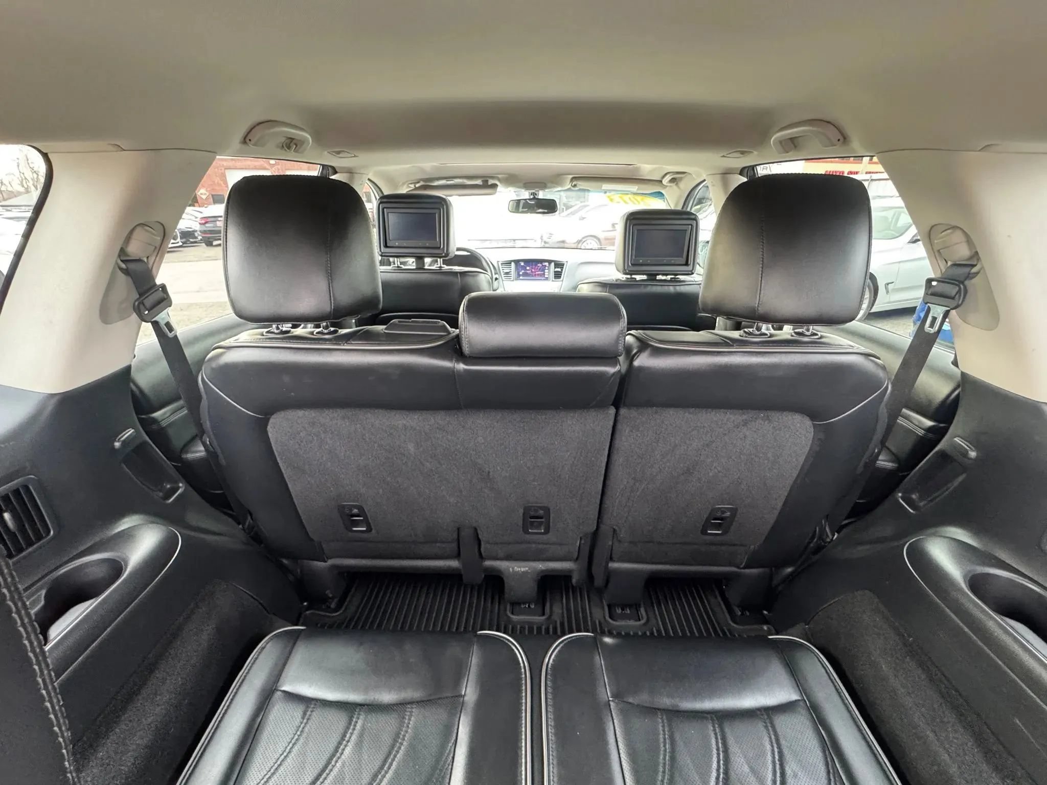 Used 2013 INFINITI JX35 FWD w/ Premium Pkg image 25