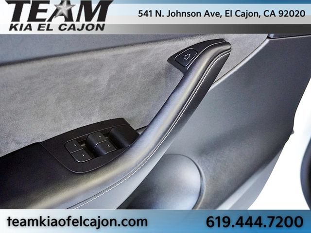 Used 2022 Tesla Model Y Long Range AWD/4WD image 26