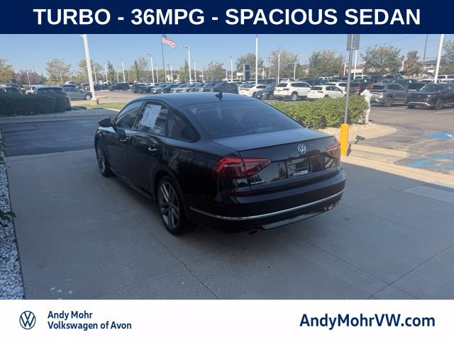 Used 2018 Volkswagen Passat 2.0T R-Line FWD image 4